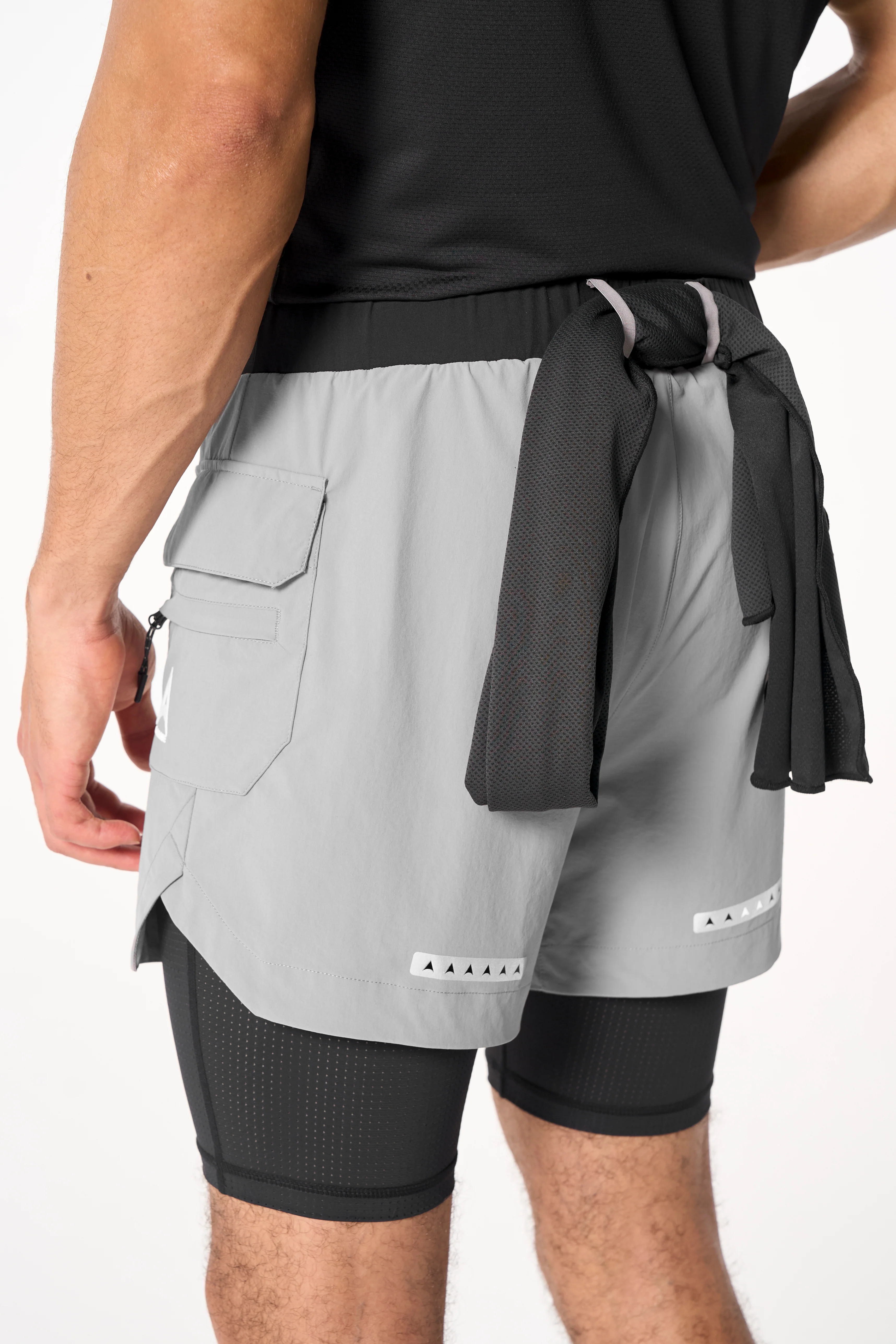 Men's 2-in-1 Cargo Shorts - Grey / Black - Image 4
