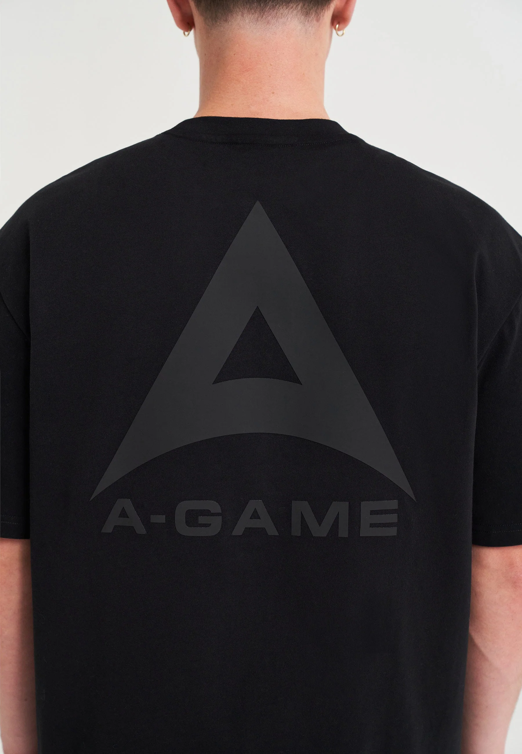 Men's Relaxed T-Shirt - Black - Image 4