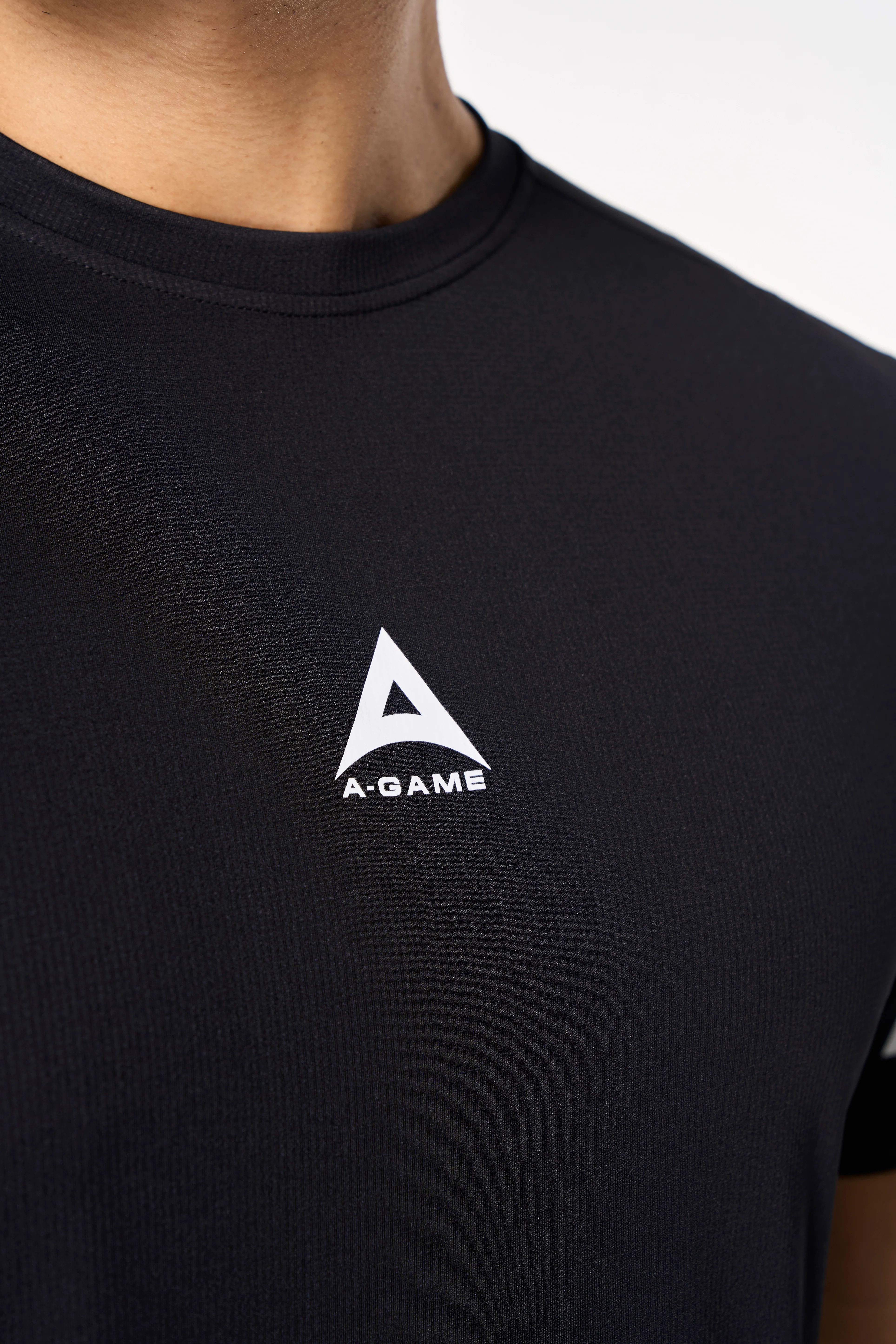 Men's Mesh Performance T-Shirt - Black - Image 3