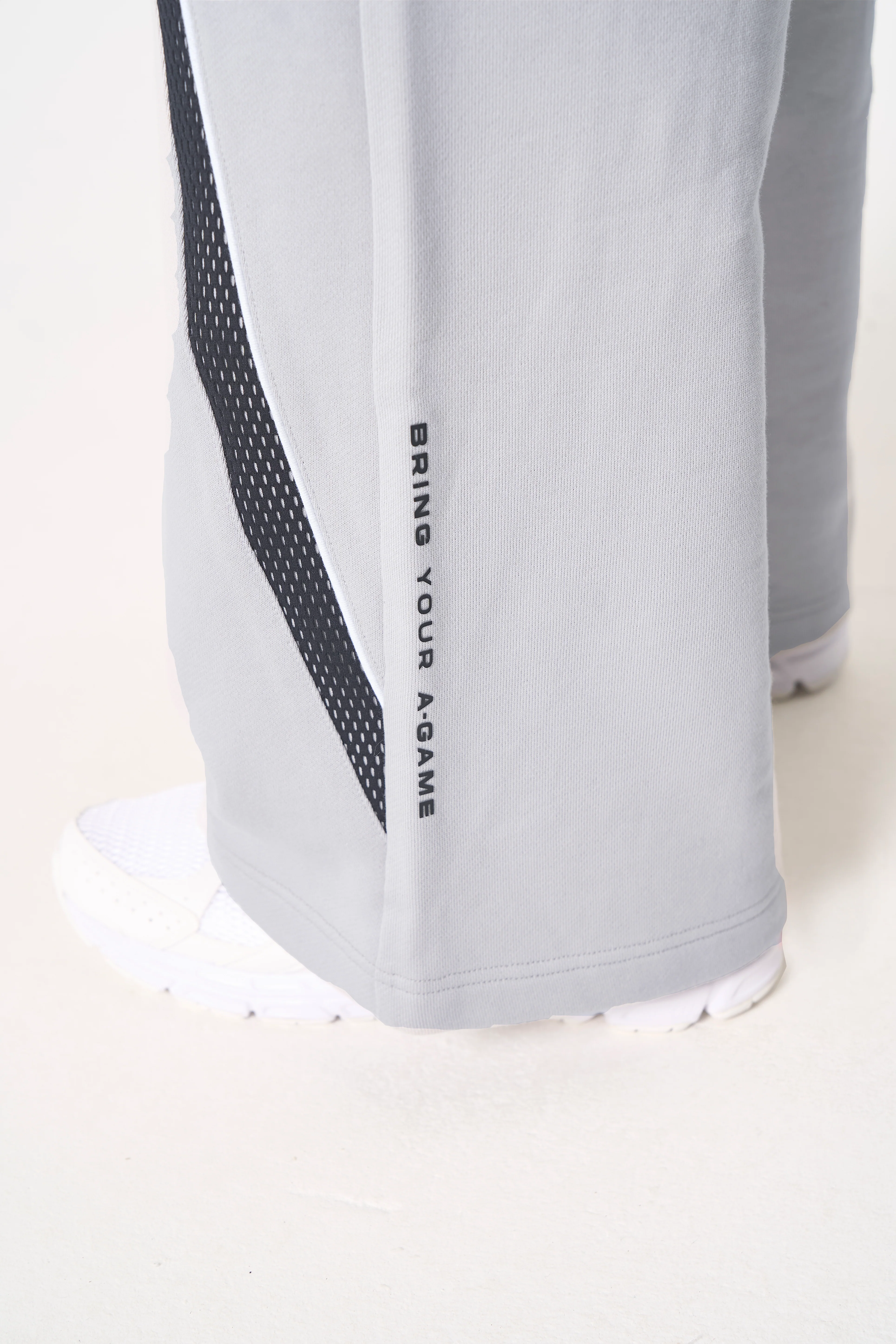 Men's Mesh Panelled Straight Leg Sweat Pants - Grey / Black - Image 3