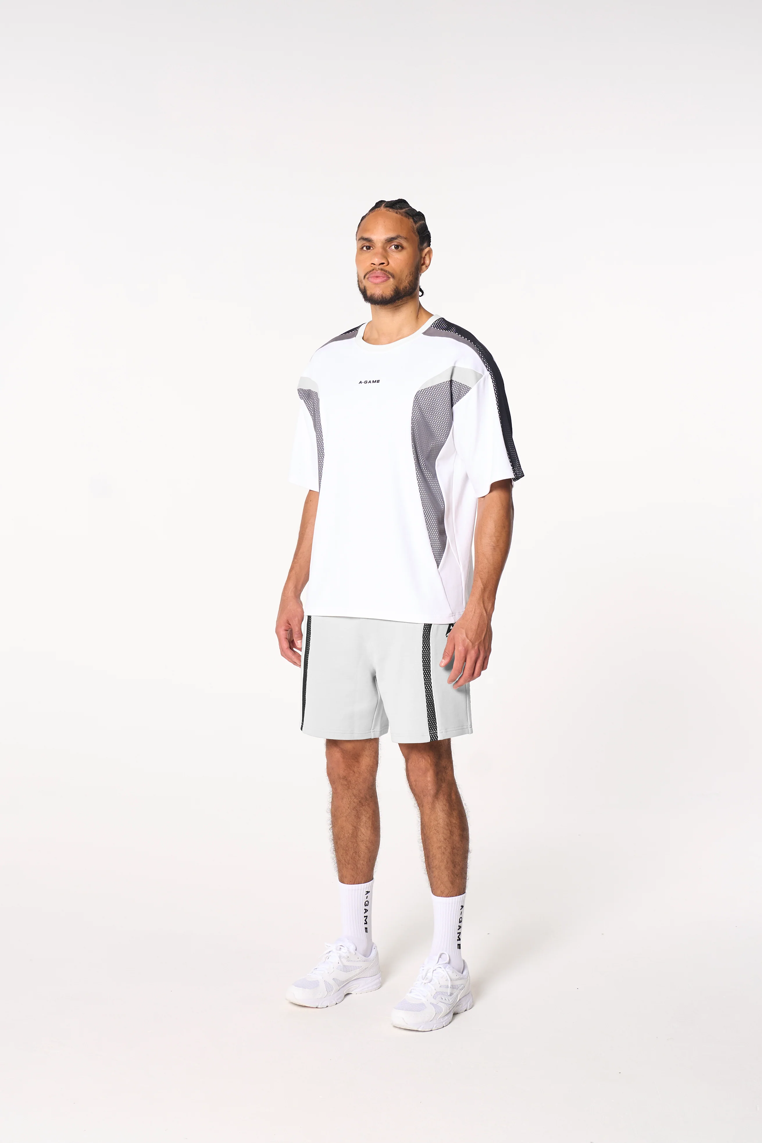 Men's Panelled Mesh Sport T-Shirt - White / Charcoal - Image 7