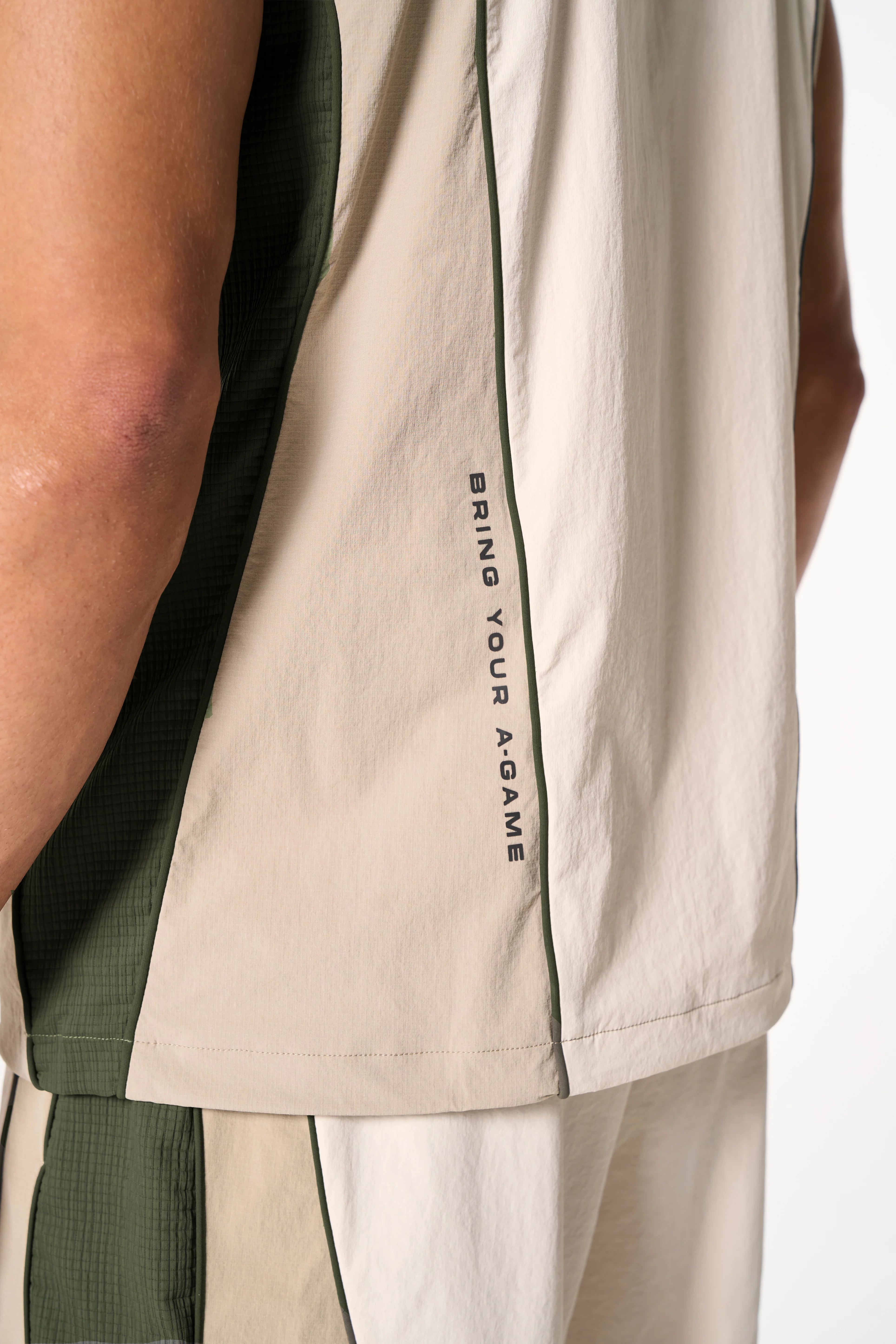 Men's Textured Vest - Beige / Mid Brown - Image 3