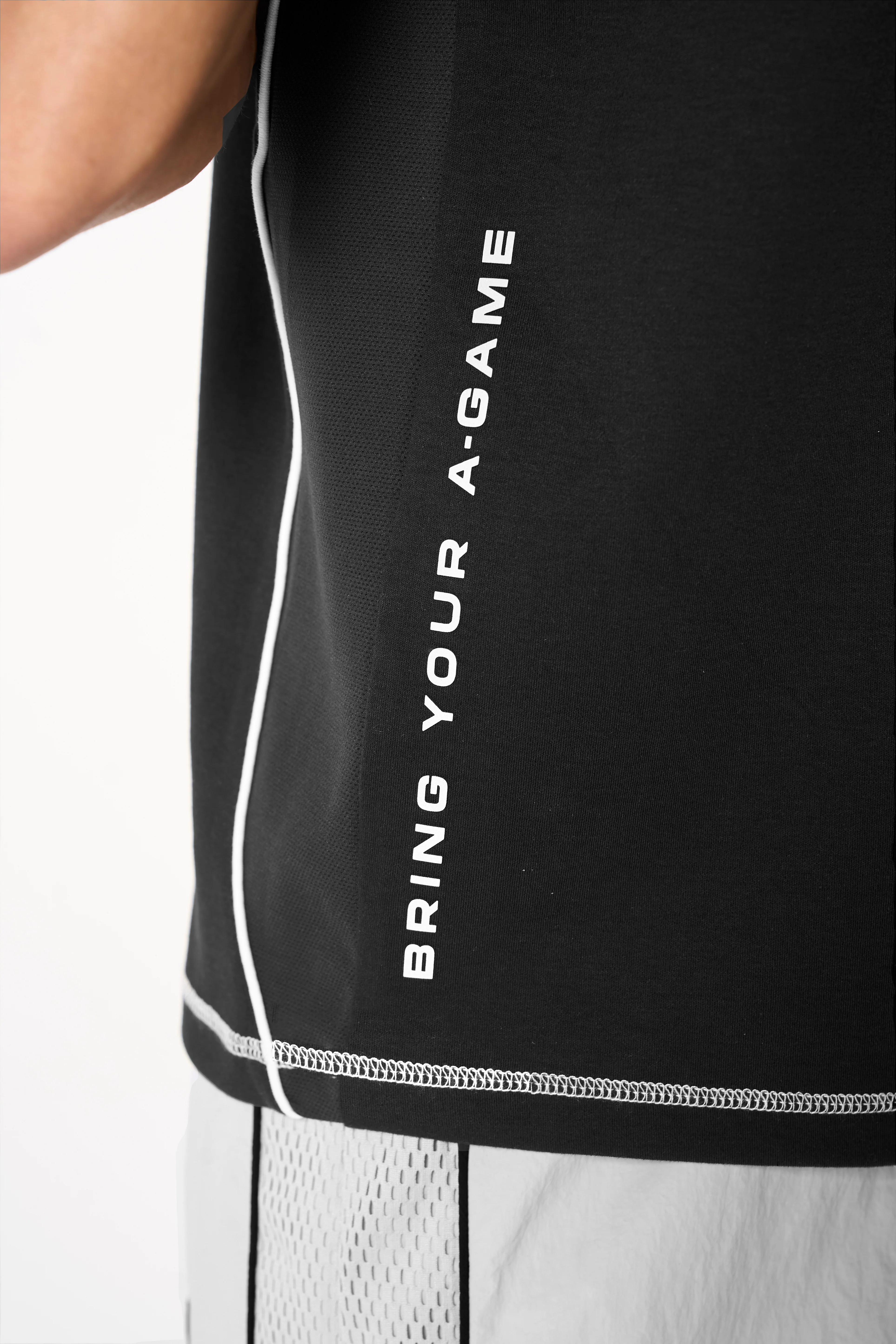 Men's Seam Detail Tech T-Shirt - Black - Image 3
