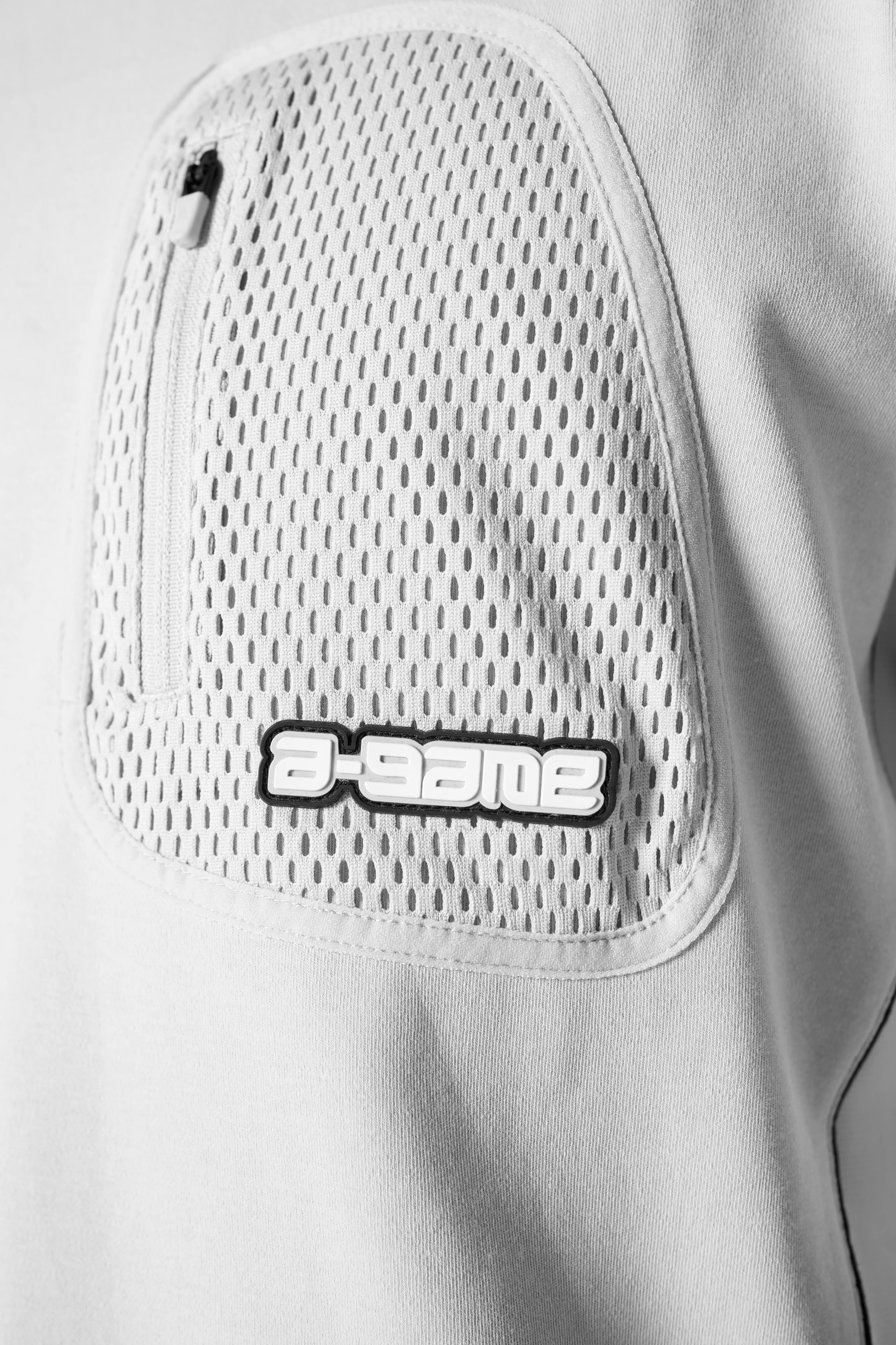 Men's Seam Detail Tech T-Shirt - Grey - Image 2