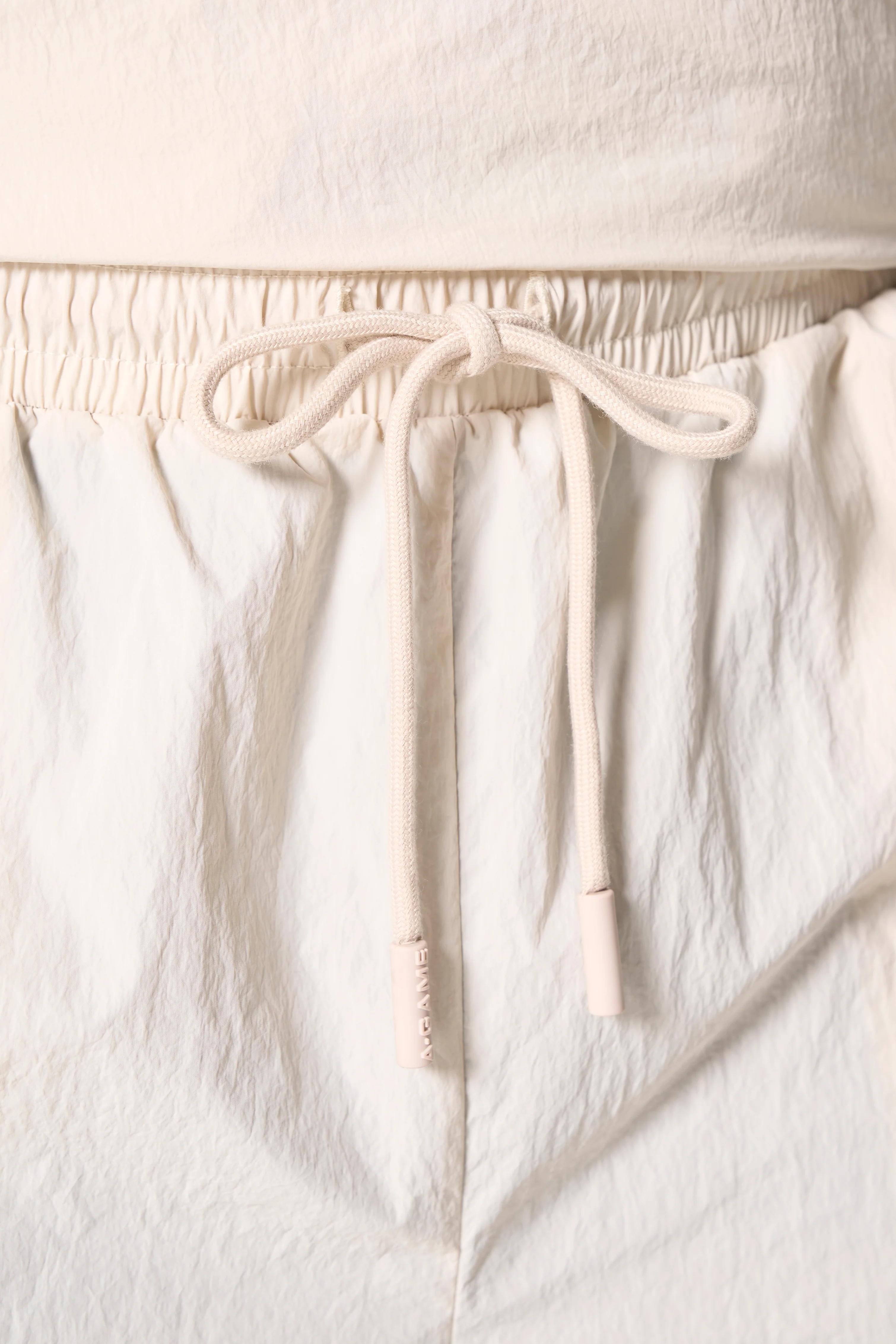Men's Woven Tech Popper Shorts - Beige - Image 5