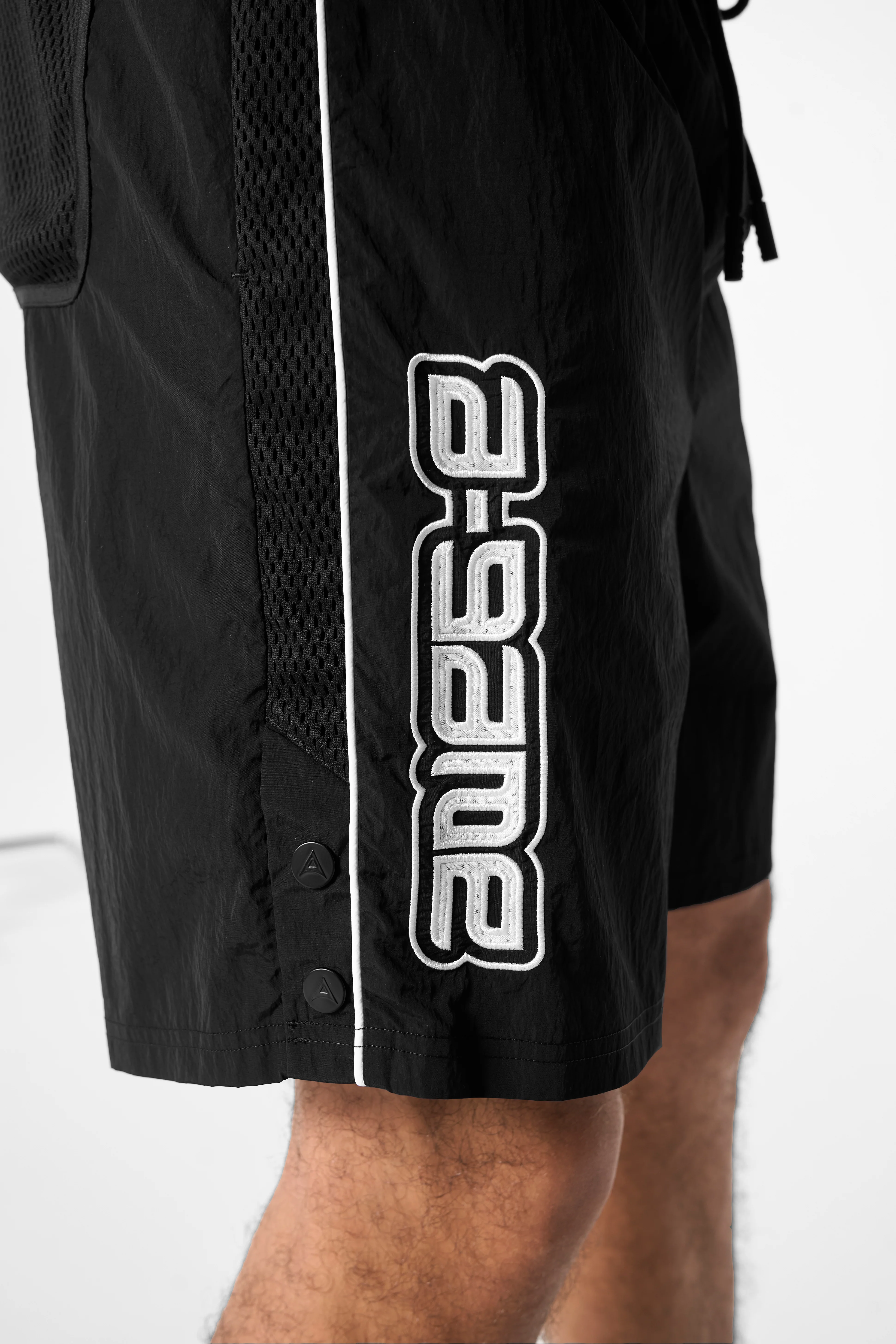 Men's Woven Tech Popper Shorts - Black - Image 6
