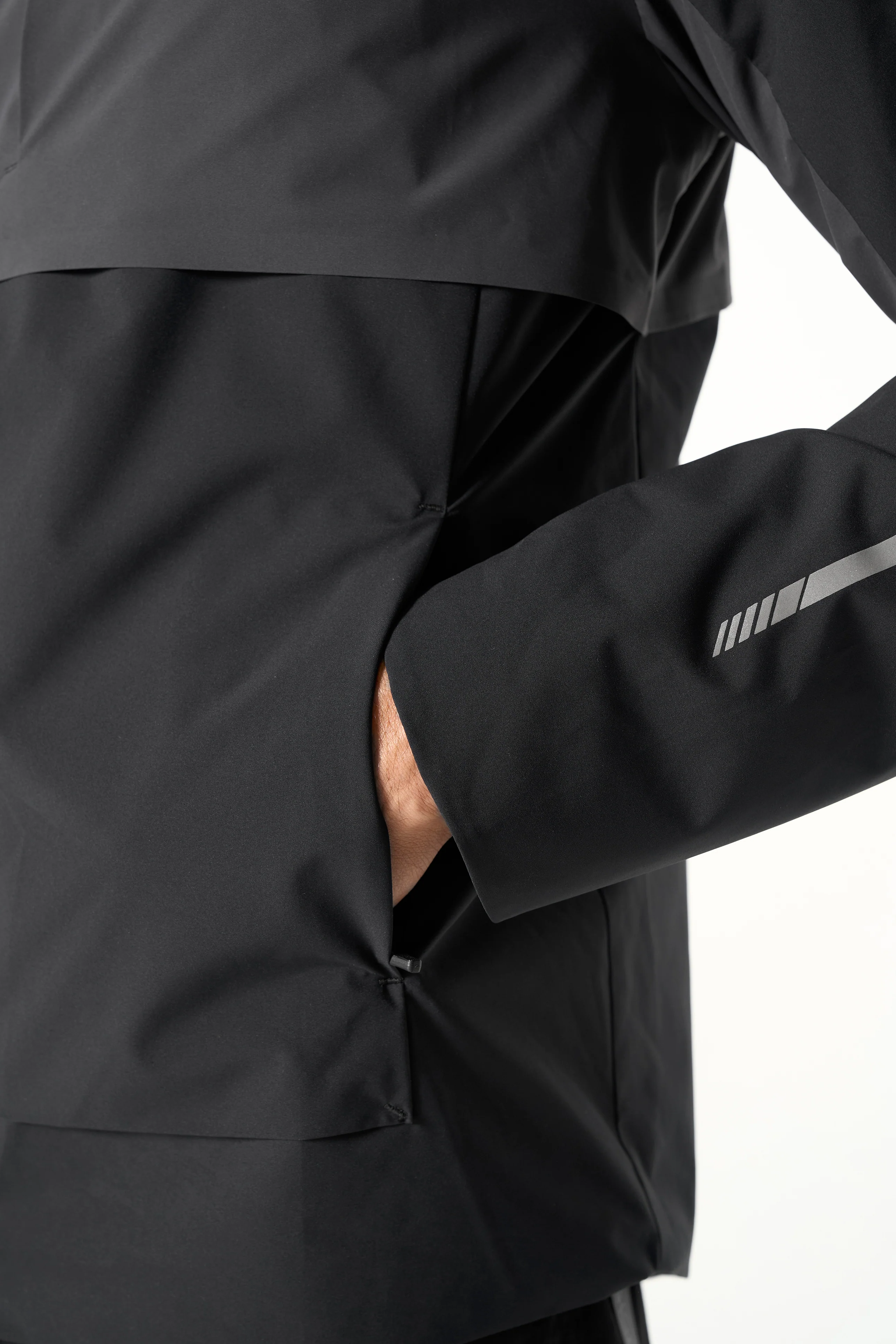 Men's Panelled Lightweight Jacket - Black / Dk Charcoal - Image 6