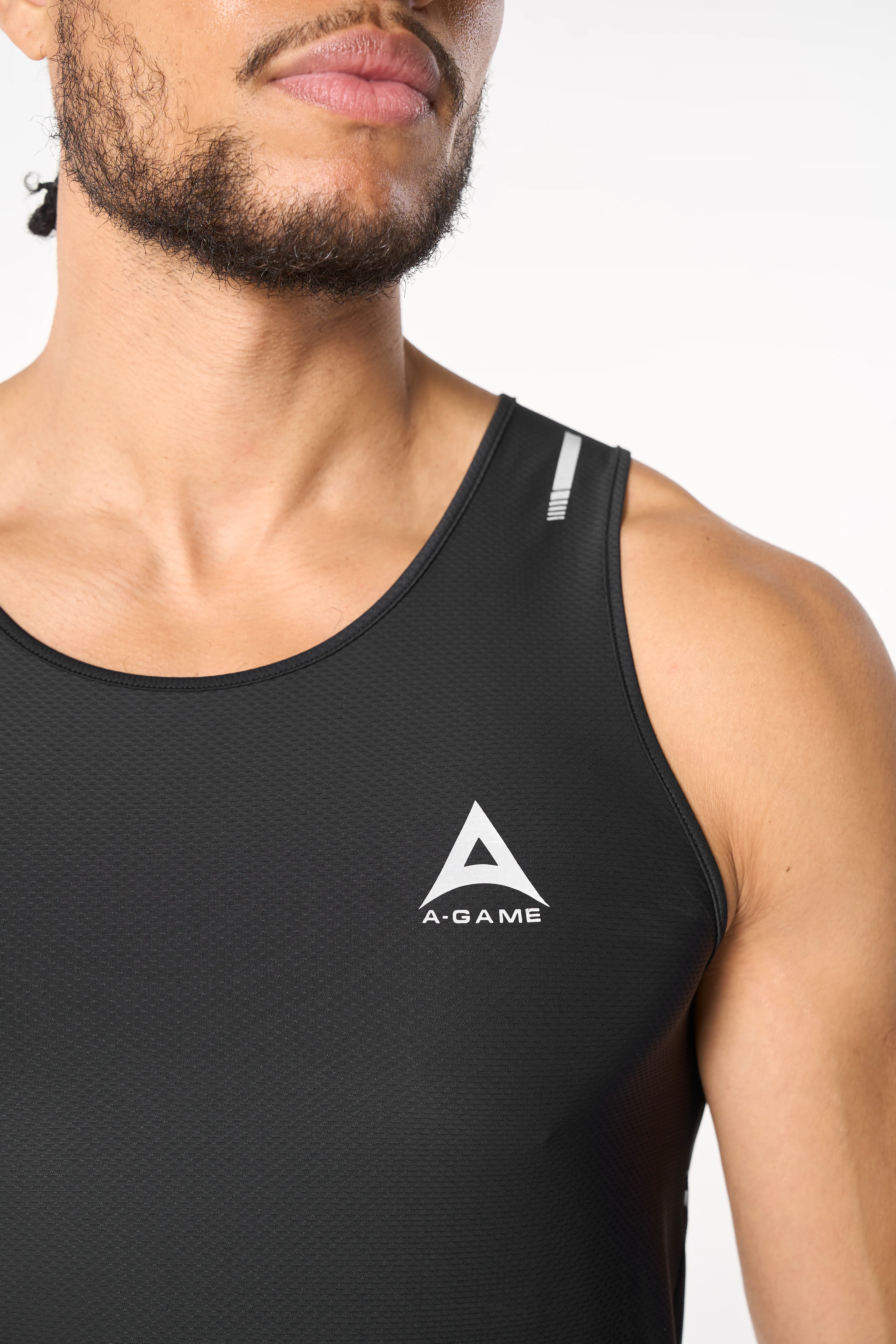 Men's Curved Hem Training Vest - Black - Image 2