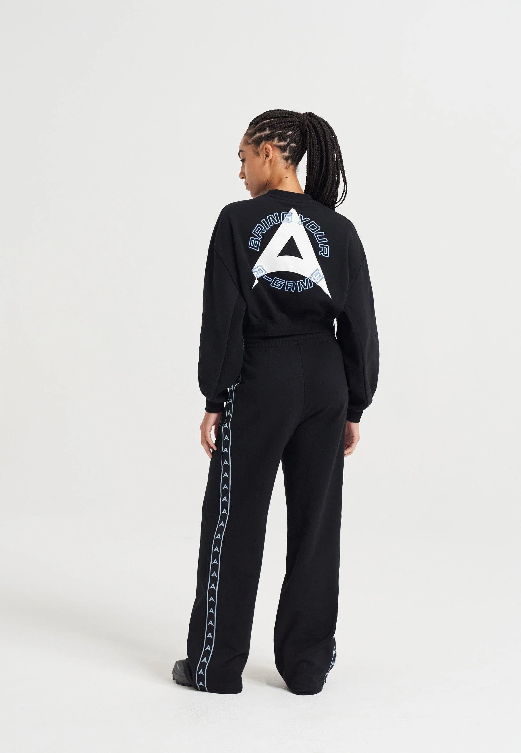 Women's Cropped Sweatshirt - Black - Image 4