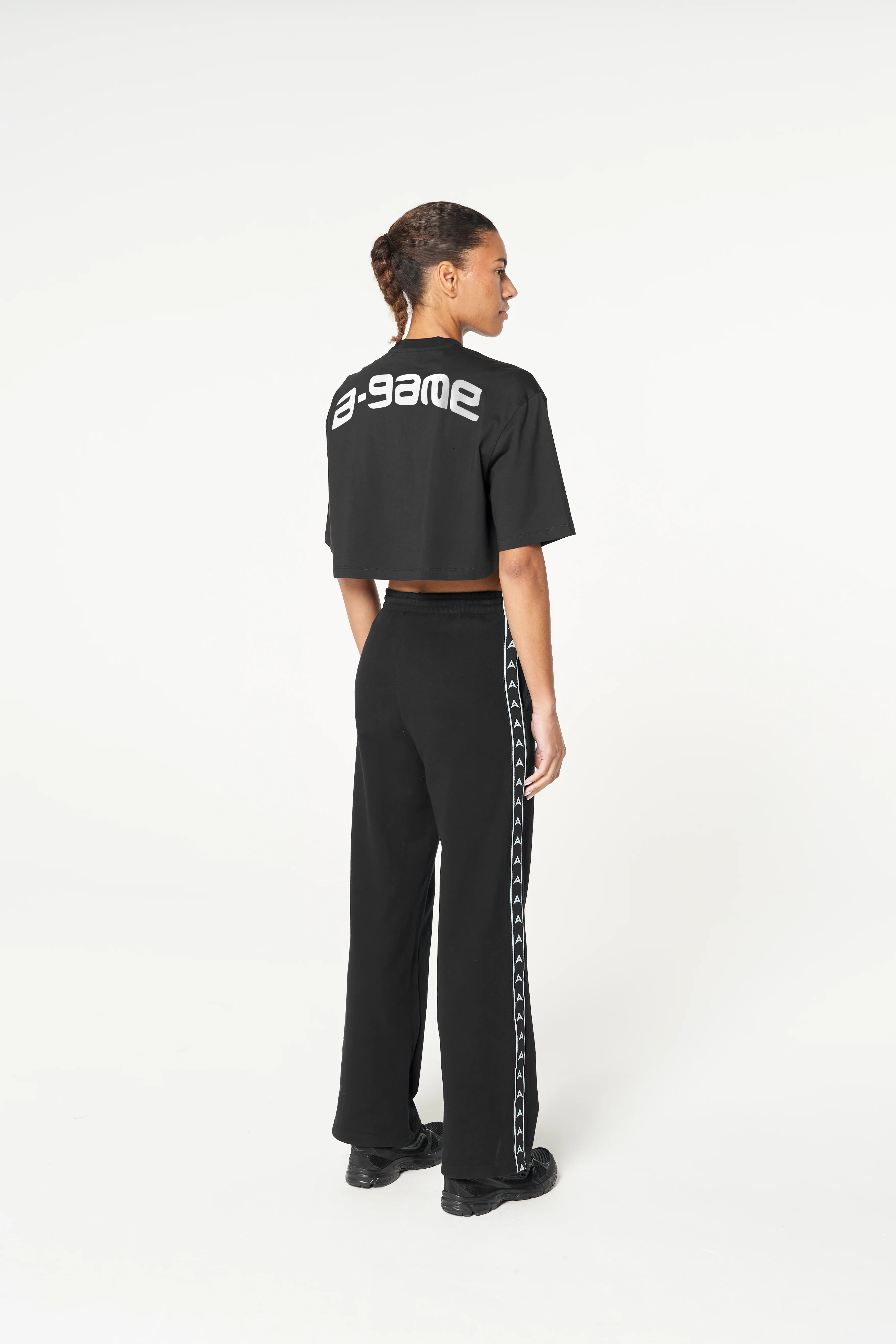Women's Cropped Graphic T-Shirt - Black - Image 5