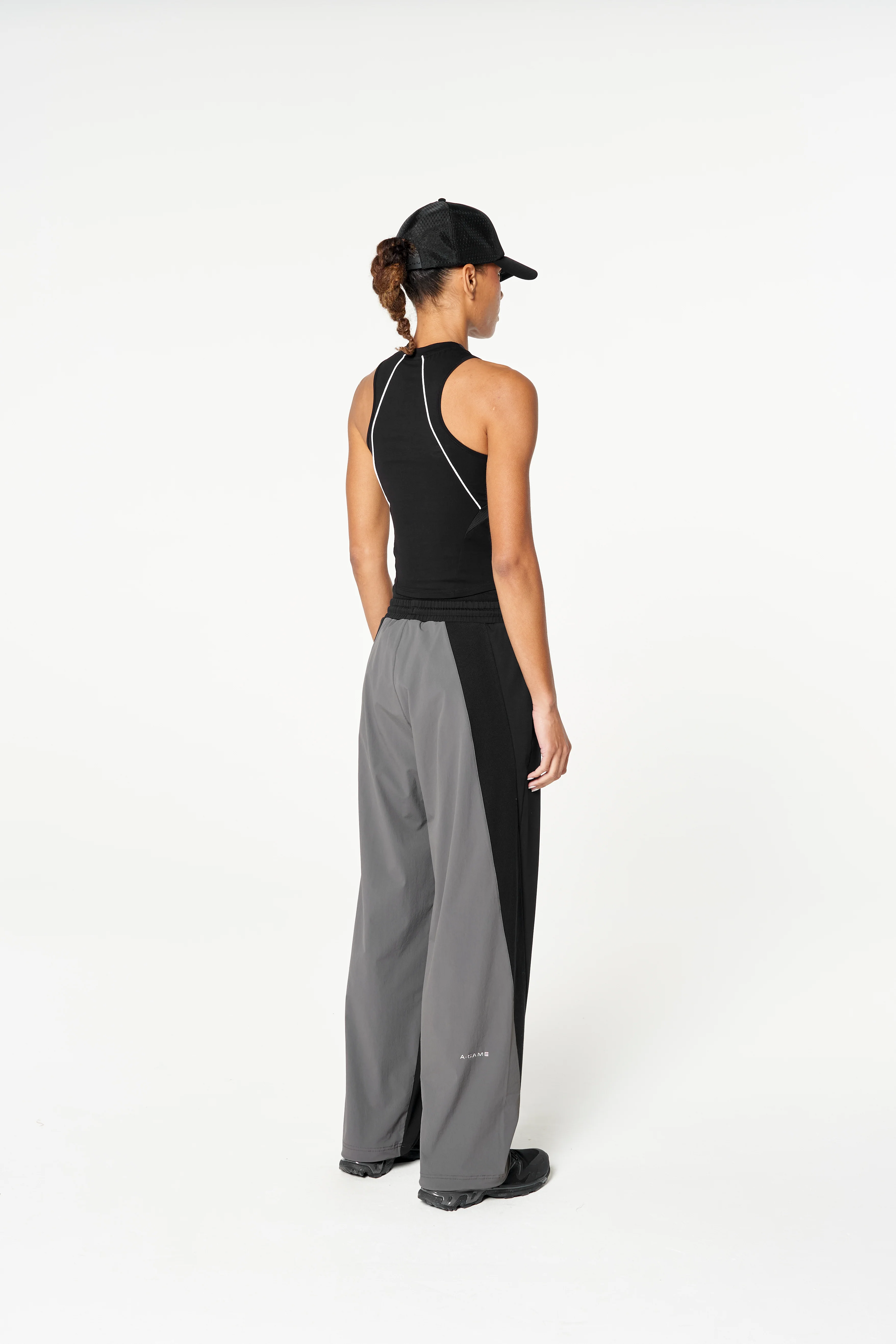 Women's Fitted High Neck Vest - Black - Image 5