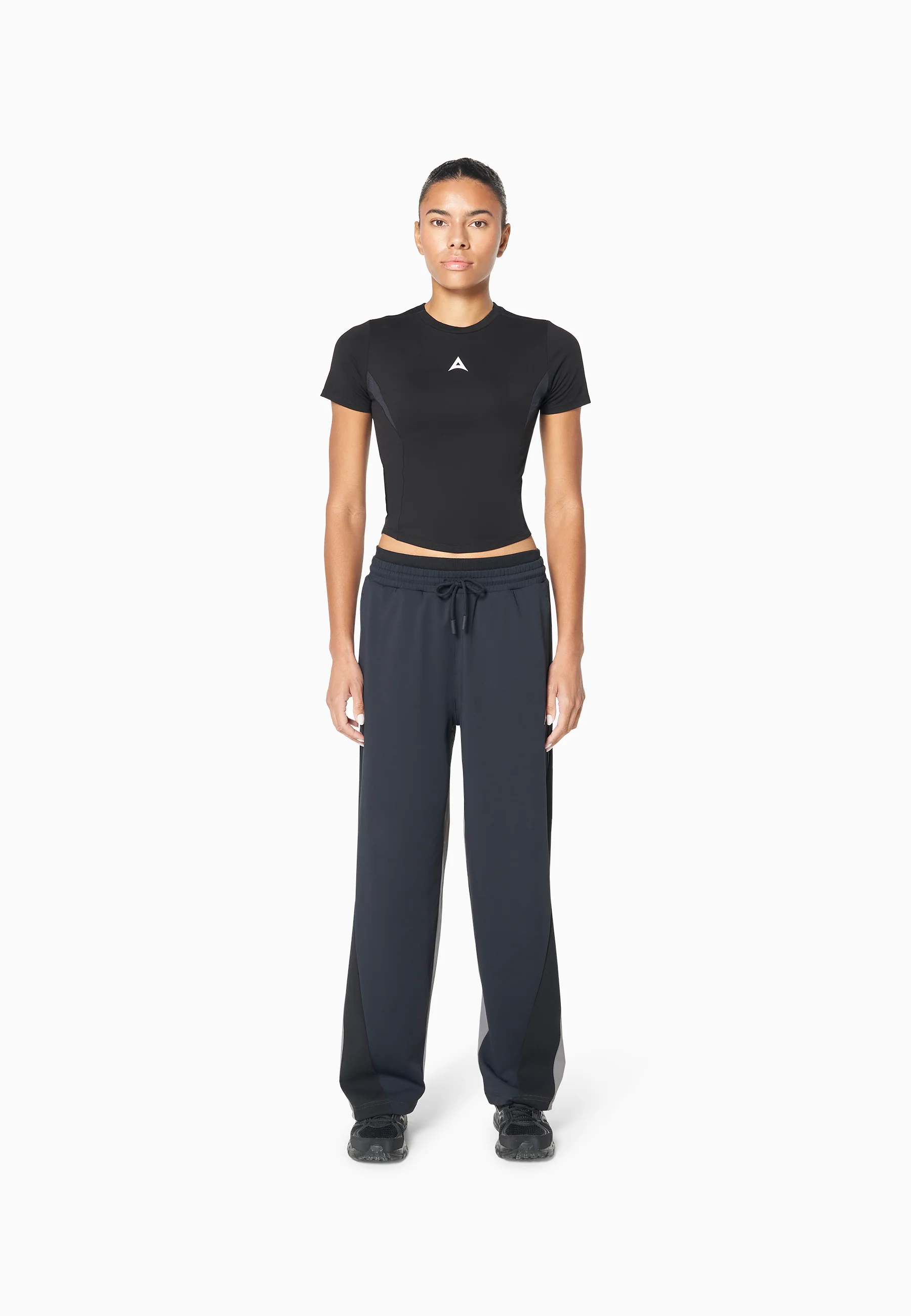 Women's Fitted T-Shirt - Black - Image 4