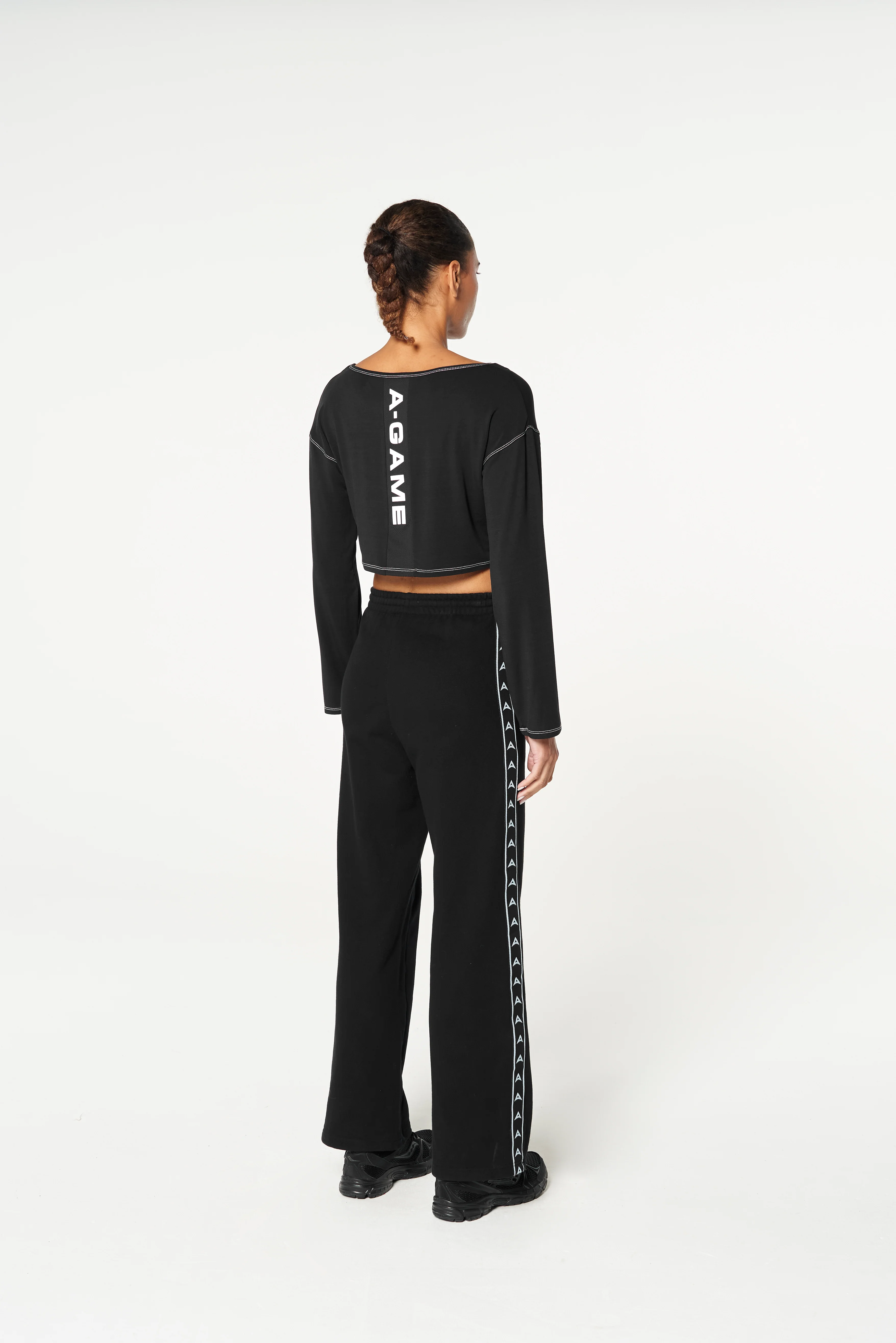 Women's Wide Sleeve Sweater - Black - Image 5