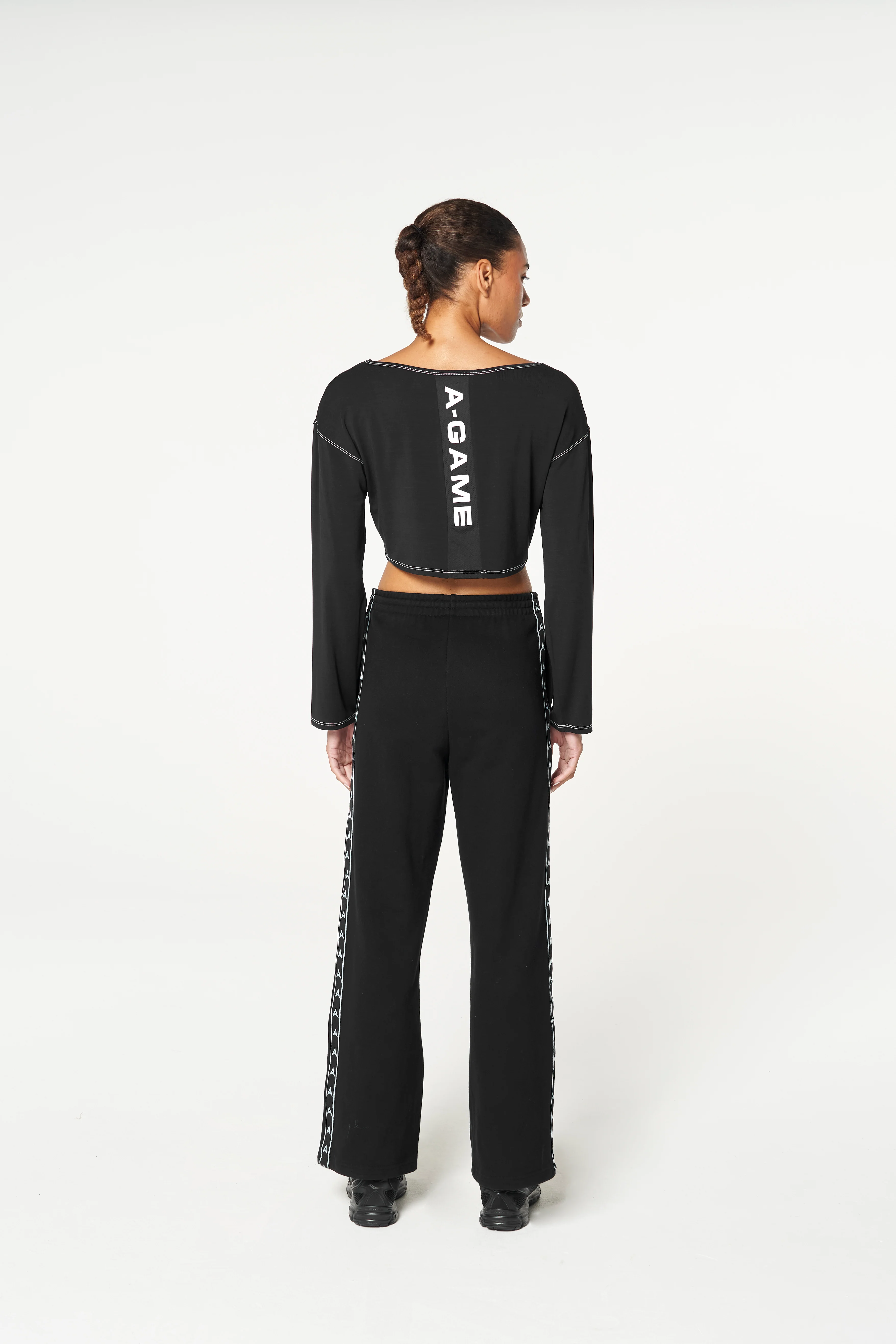 Women's Wide Sleeve Sweater - Black - Image 6
